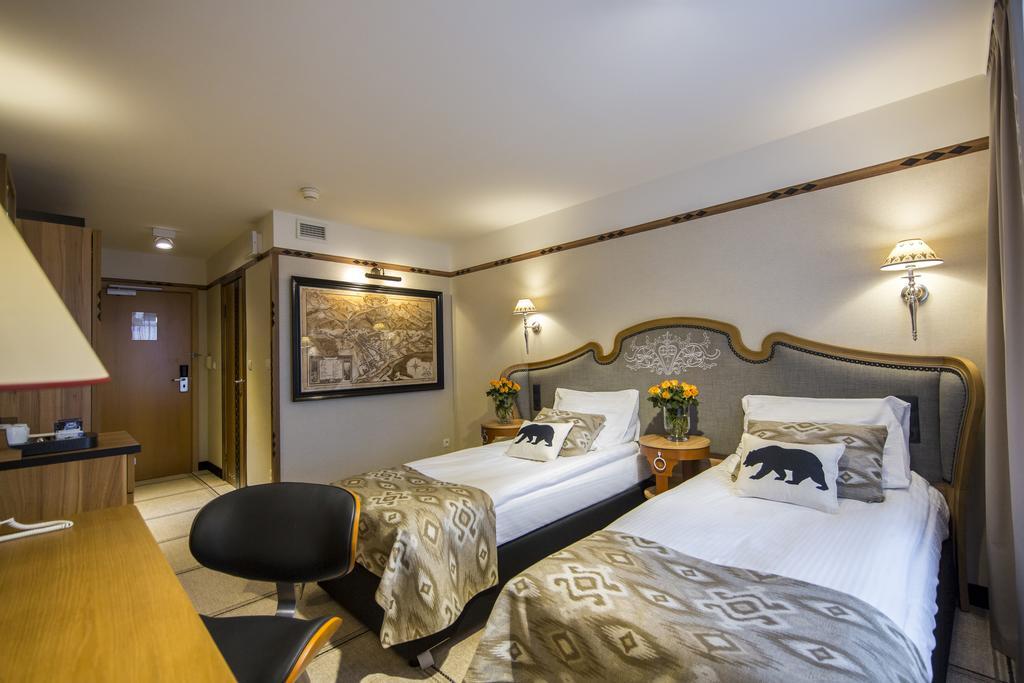 Deluxe Double or Twin Room